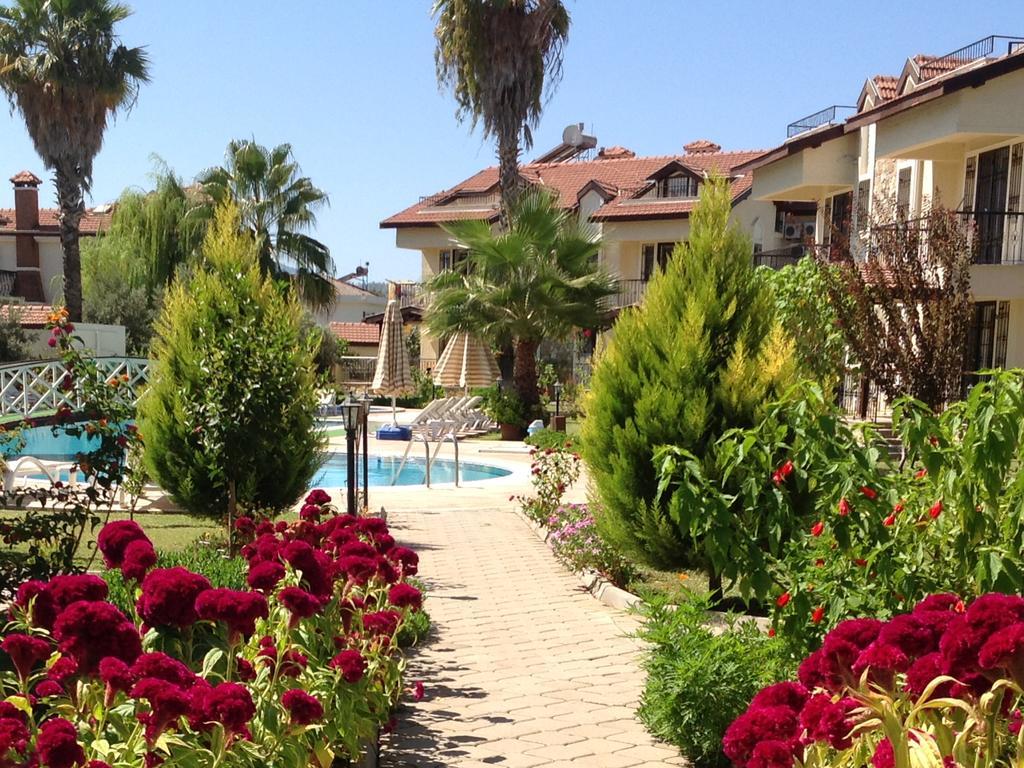 Lale Apartments Фетие Екстериор снимка