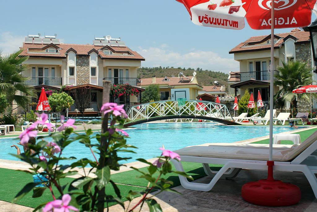 Lale Apartments Фетие Екстериор снимка
