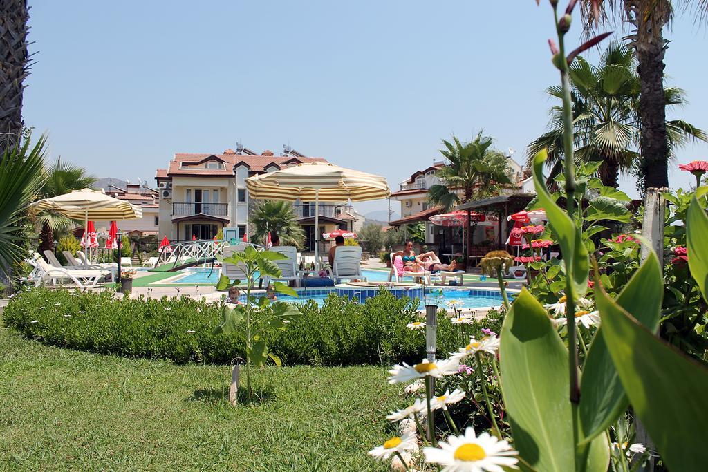 Lale Apartments Фетие Екстериор снимка