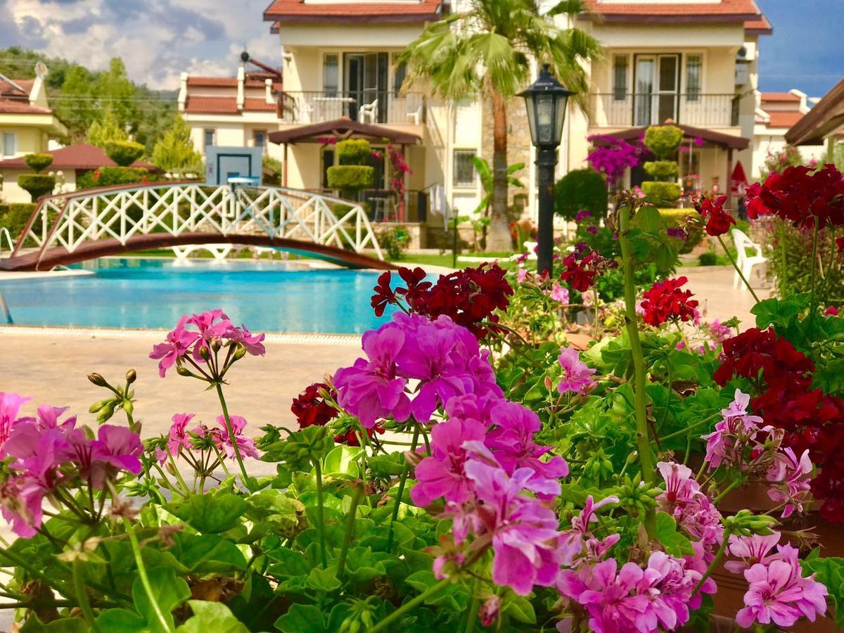 Lale Apartments Фетие Екстериор снимка